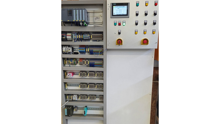 Control cabinet for the pumping station of the flood protection system